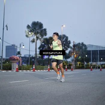 Runner Photo 5878941