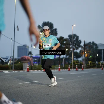 Runner Photo 5878959