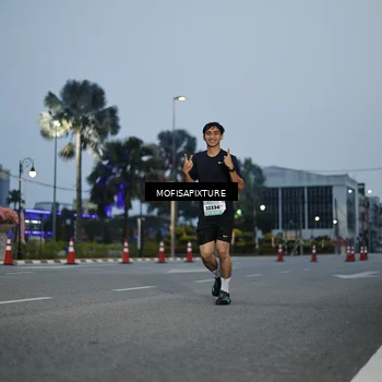 Runner Photo 5878968