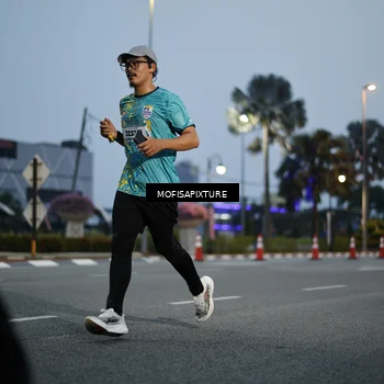 Runner Photo 5878971