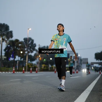 Runner Photo 5878975