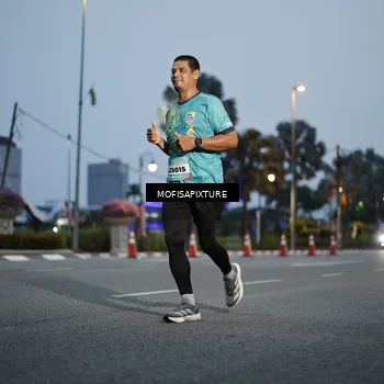 Runner Photo 5878976