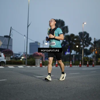 Runner Photo 5879000