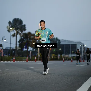 Runner Photo 5879011