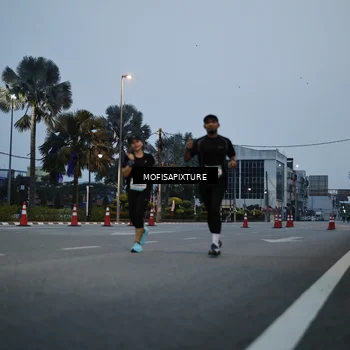 Runner Photo 5879016