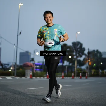 Runner Photo 5879019