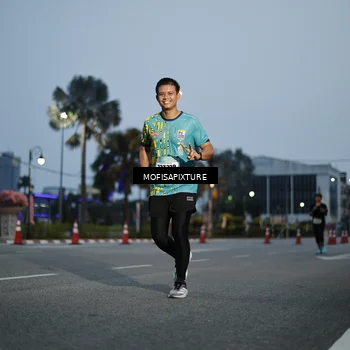 Runner Photo 5879024