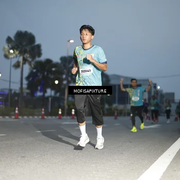 Runner Photo 5879028