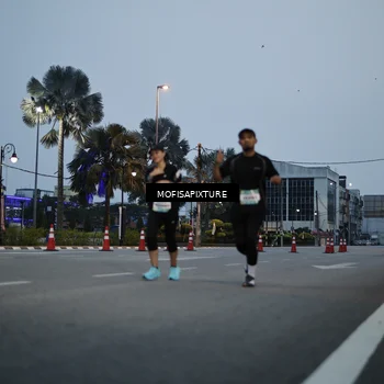 Runner Photo 5879035