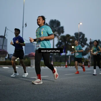 Runner Photo 5879052