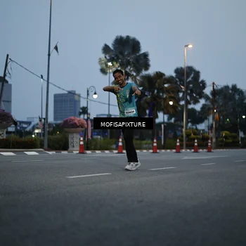 Runner Photo 5879053