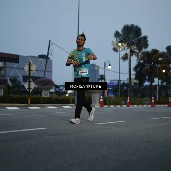 Runner Photo 5879054