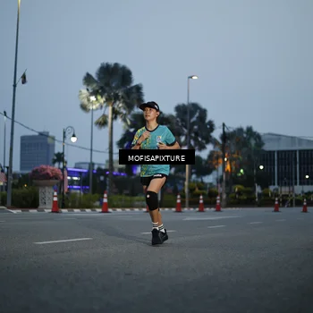 Runner Photo 5879056