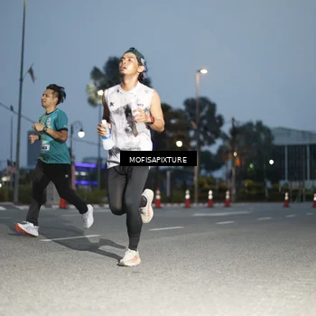 Runner Photo 5879067