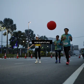 Runner Photo 5879071