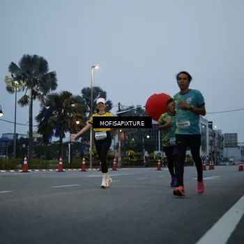 Runner Photo 5879073