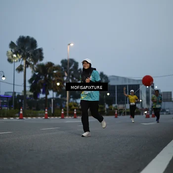 Runner Photo 5879074