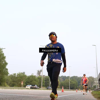 Runner Photo 5879090