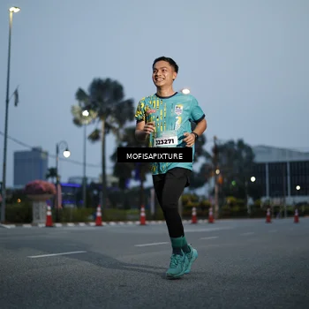 Runner Photo 5879092