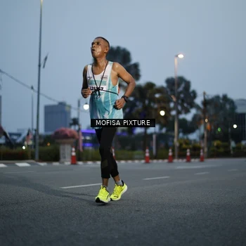 Runner Photo 5879106