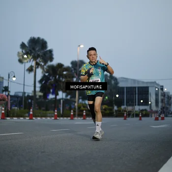 Runner Photo 5879107