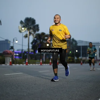 Runner Photo 5879109