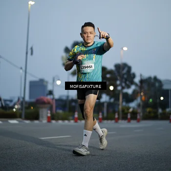 Runner Photo 5879119