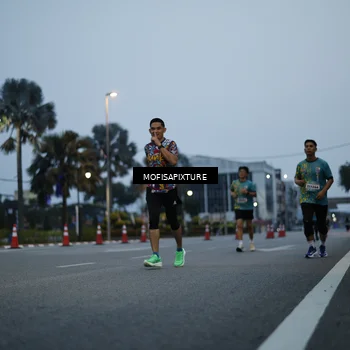 Runner Photo 5879128