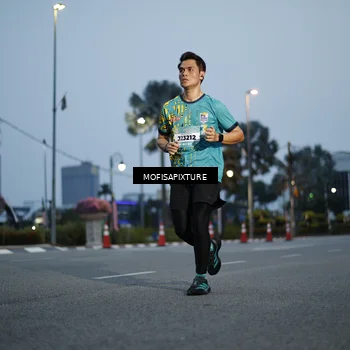 Runner Photo 5879137