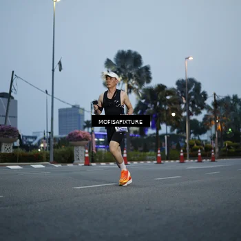 Runner Photo 5879142
