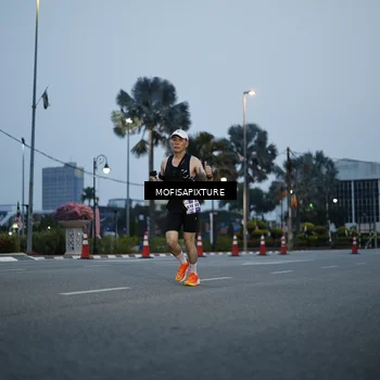 Runner Photo 5879144