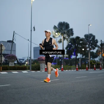 Runner Photo 5879145