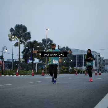 Runner Photo 5879148
