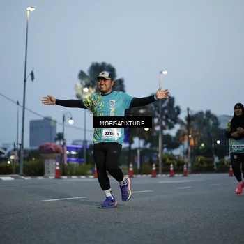 Runner Photo 5879154