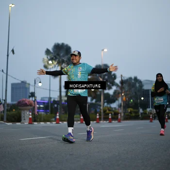 Runner Photo 5879161