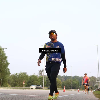 Runner Photo 5879185