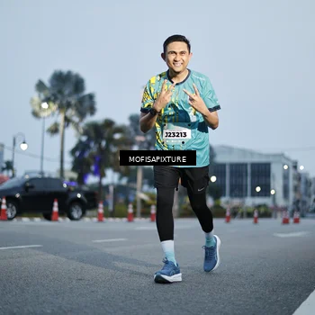 Runner Photo 5879190