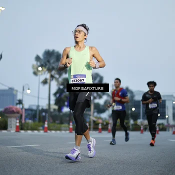 Runner Photo 5879195