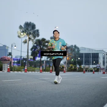 Runner Photo 5879199