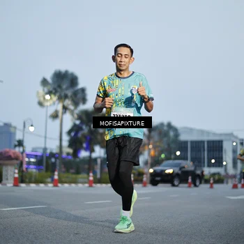 Runner Photo 5879206