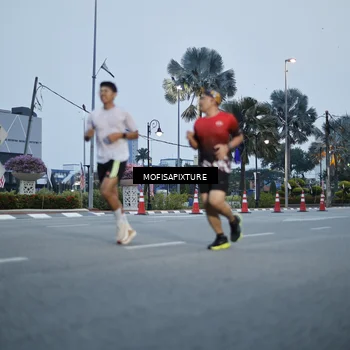Runner Photo 5879214