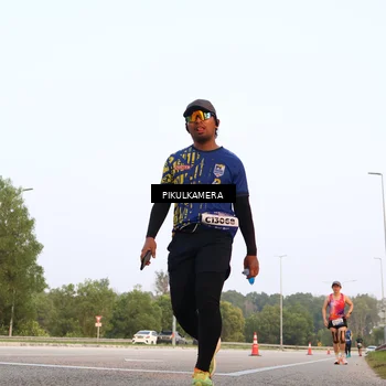 Runner Photo 5879224