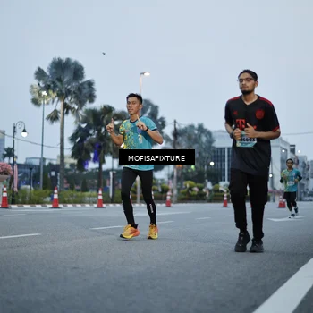 Runner Photo 5879226