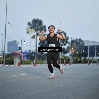 Runner Photo 5879231