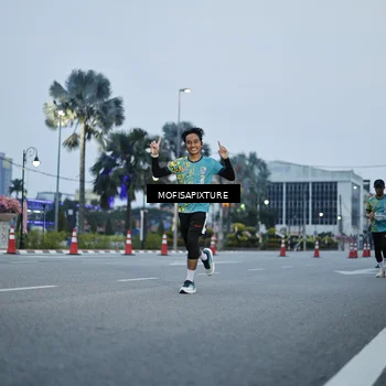 Runner Photo 5879233