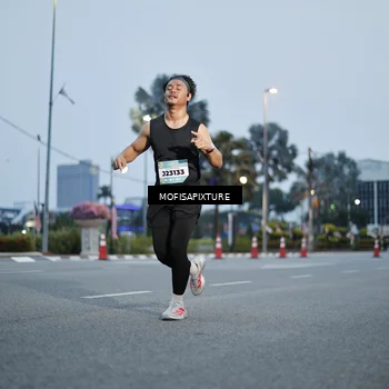 Runner Photo 5879234