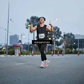 Runner Photo 5879235