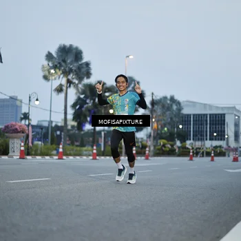 Runner Photo 5879236