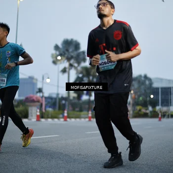 Runner Photo 5879238