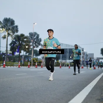 Runner Photo 5879243